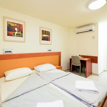Hi - Arad Hostel 外观 照片