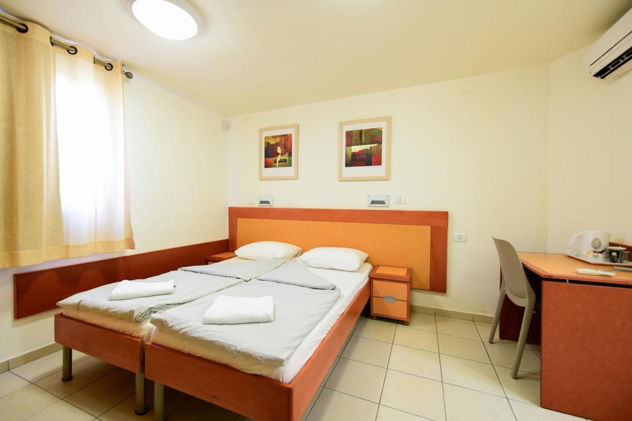 Hi - Arad Hostel 外观 照片